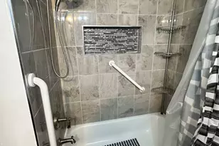 6553 N Bourbon St, Milwaukee, WI 53224 - Photo 20