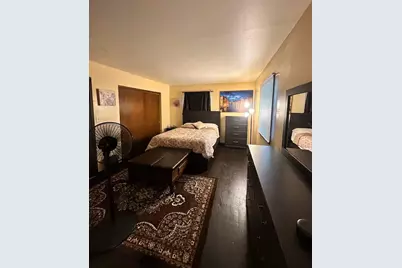 6553 N Bourbon St #6555, Milwaukee, WI 53224 - Photo 12