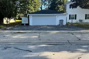 6553 N Bourbon St, Milwaukee, WI 53224 - Photo 2