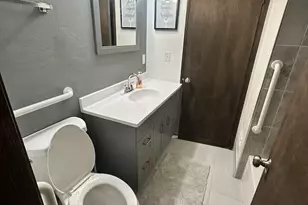 6553 N Bourbon St, Milwaukee, WI 53224 - Photo 20