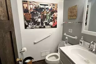 6553 N Bourbon St, Milwaukee, WI 53224 - Photo 12