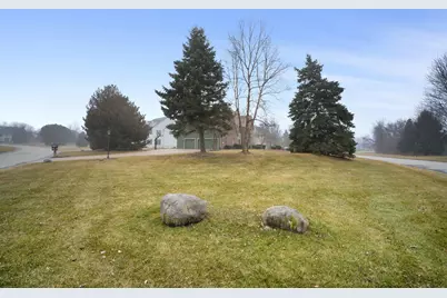 2840  Norman Dr, Brookfield, WI 53045 - Photo 36
