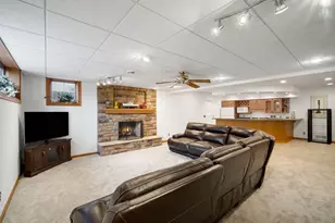 2840 Norman Dr, Brookfield, WI 53045 - Photo 18