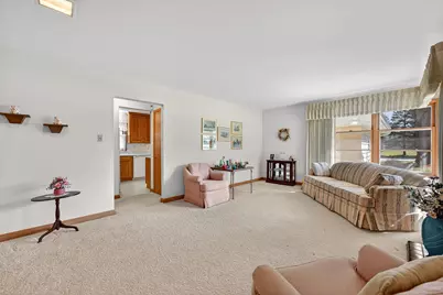 19030  Brookdale Dr, Brookfield, WI 53045 - Photo 12