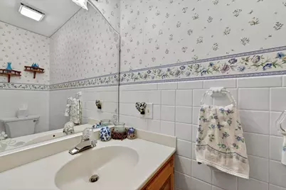 19030  Brookdale Dr, Brookfield, WI 53045 - Photo 6