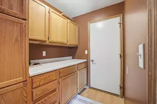 264 Deer Path Dr, Genoa City, WI 53128 - Photo 14