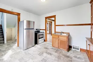 3325 15th St, Racine, WI 53405 - Photo 6