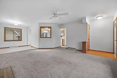 301  Franklin St, Racine, WI 53185 - Photo 4