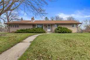 301 Franklin St, Racine, WI 53185 - Photo 2