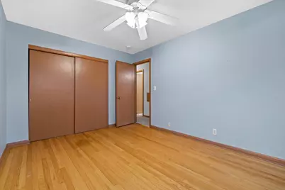 301  Franklin St, Racine, WI 53185 - Photo 16