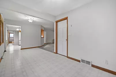 301  Franklin St, Racine, WI 53185 - Photo 8