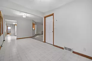 301 Franklin St, Racine, WI 53185 - Photo 8