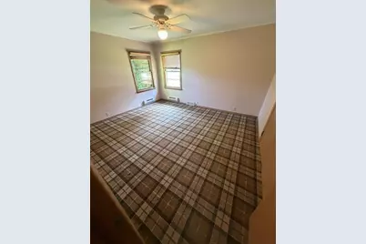 1616  Ahrens St, Manitowoc, WI 54220 - Photo 10