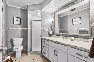 1616 Ahrens St, Manitowoc, WI 54220 - Photo 8