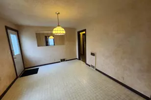 1606 Main St, Racine, WI 53182 - Photo 8