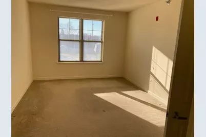 4110 S Lake Dr #334, Saint Francis, WI 53235 - Photo 4