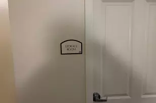 4110 S Lake Dr, Saint Francis, WI 53235 - Photo 12