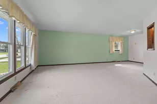 301 W Westlawn Ave, Elkhorn, WI 53121 - Photo 14