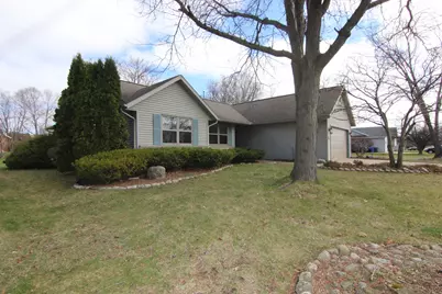 702  Oakwood Ln, Watertown, WI 53094 - Photo 26