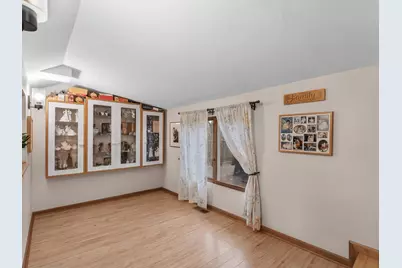 265  Lincoln Ave, Cleveland, WI 53015 - Photo 10