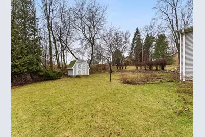 265  Lincoln Ave, Cleveland, WI 53015 - Photo 4