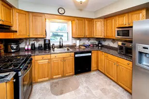 1707 Wind Dale Dr, Racine, WI 53402 - Photo 20