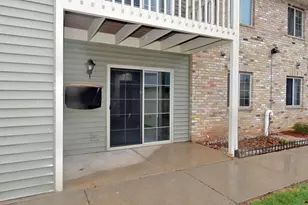 3650 E Barbara Ct, Oak Creek, WI 53154 - Photo 2