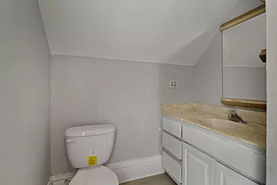 937  Grove Ave, Racine, WI 53405 - Photo 10