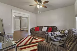 937 Grove Ave, Racine, WI 53405 - Photo 12