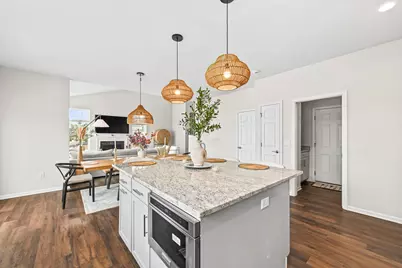 1868  Forestview Ct, Lake Geneva, WI 53147 - Photo 12