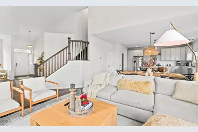 1868  Forestview Ct, Lake Geneva, WI 53147 - Photo 6