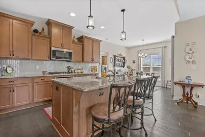 17955  Ashlea Dr #10, Brookfield, WI 53045 - Photo 2