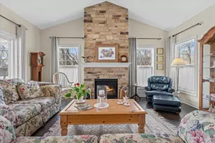 17955 Ashlea Dr, Brookfield, WI 53045 - Photo 12