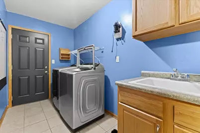 8809  Citadel Ter, Sturtevant, WI 53177 - Photo 12