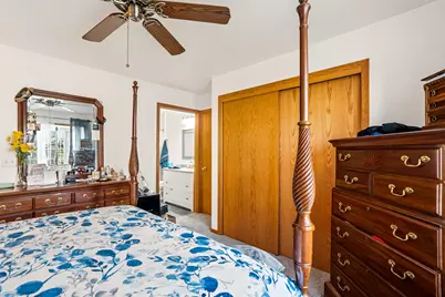 9390 W Loomis Rd #3, Franklin, WI 53132 - Photo 14