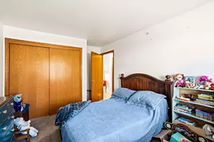 9390 W Loomis Rd, Franklin, WI 53132 - Photo 18