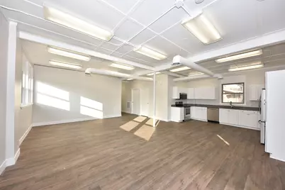 122 S Webster St, Port Washington, WI 53074 - Photo 2