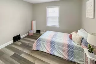 7004 W Arthur Ave, West Allis, WI 53219 - Photo 8