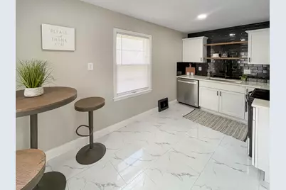 7004 W Arthur Ave, West Allis, WI 53219 - Photo 6
