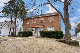 2135 S S 102 St, West Allis, WI 53227 - Photo 1