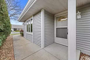 409 Hartford Square, Hartford, WI 53027 - Photo 34