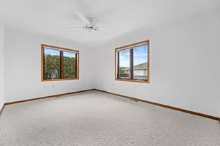 409 Hartford Square, Hartford, WI 53027 - Photo 28