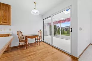 409 Hartford Square, Hartford, WI 53027 - Photo 10