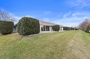 409 Hartford Square, Hartford, WI 53027 - Photo 32