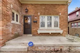 4169 N 14th St, Milwaukee, WI 53209 - Photo 4