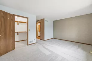 512 Frederick Ct, Oconomowoc, WI 53066 - Photo 24