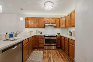 512 Frederick Ct, Oconomowoc, WI 53066 - Photo 16