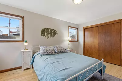 5633 W Oklahoma Ave, Milwaukee, WI 53219 - Photo 8