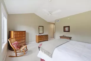 W268N1935 Shooting Star Rd, Pewaukee, WI 53072 - Photo 36