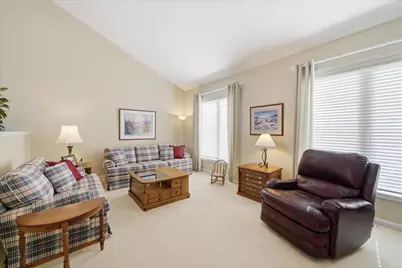 W268N1935  Shooting Star Rd #B, Pewaukee, WI 53072 - Photo 14